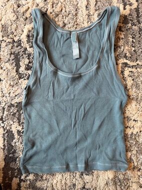 SKIMS Ribbed Lounge Tank